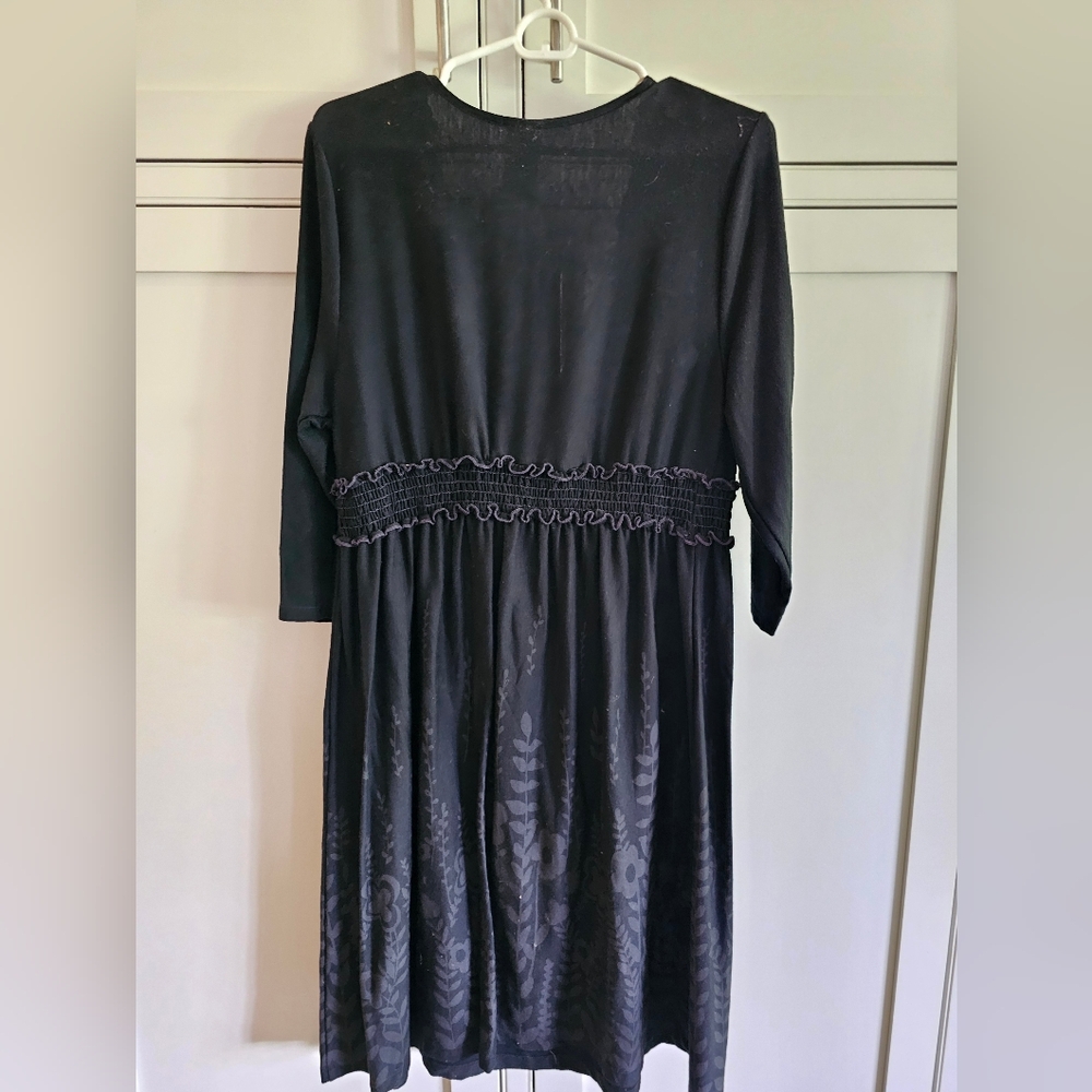 Dress - Picture 2 of 5